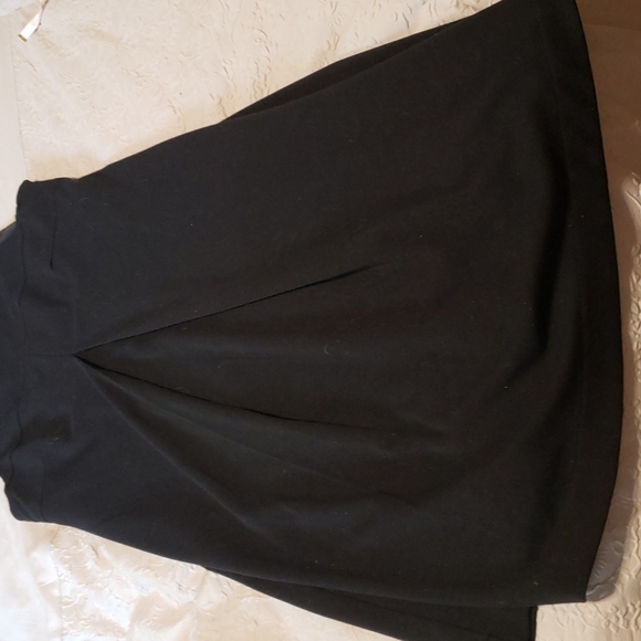 Black A Lined Dress - Picture 2 of 7